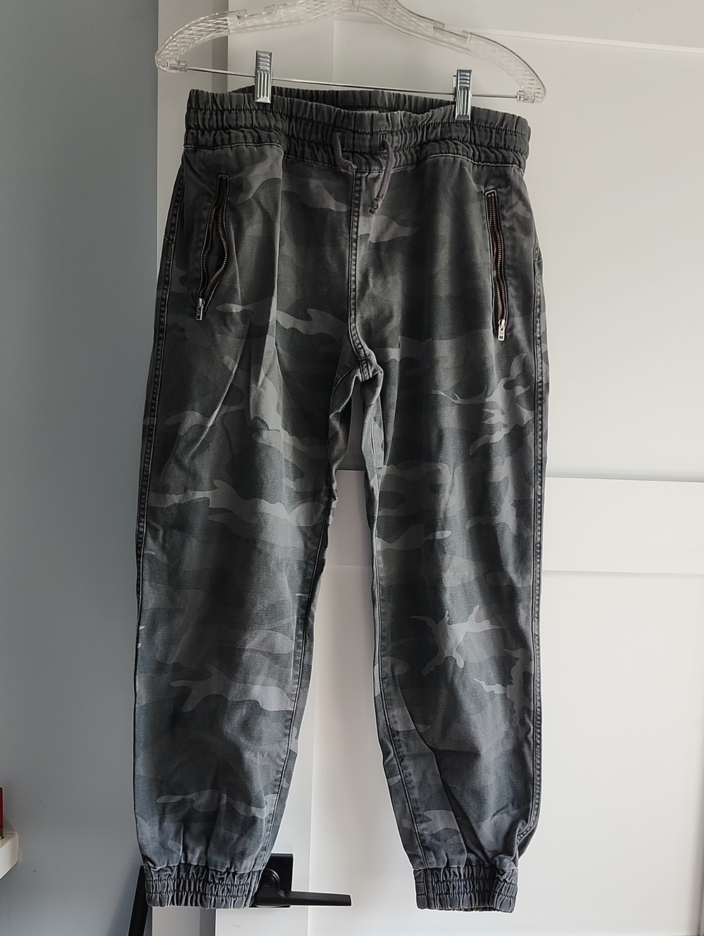 TNA Womens Gray Camo Joggers